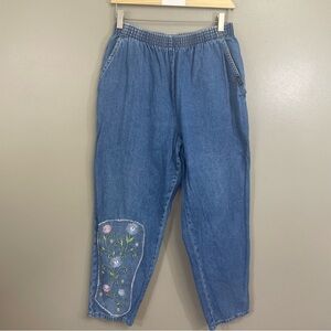 Chic Denim Elastic Waist Pull-On Cropped Jeans embroidered floral Cottagecore